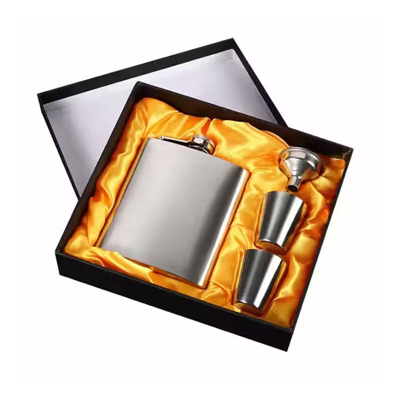 Bộ bình đựng rượu